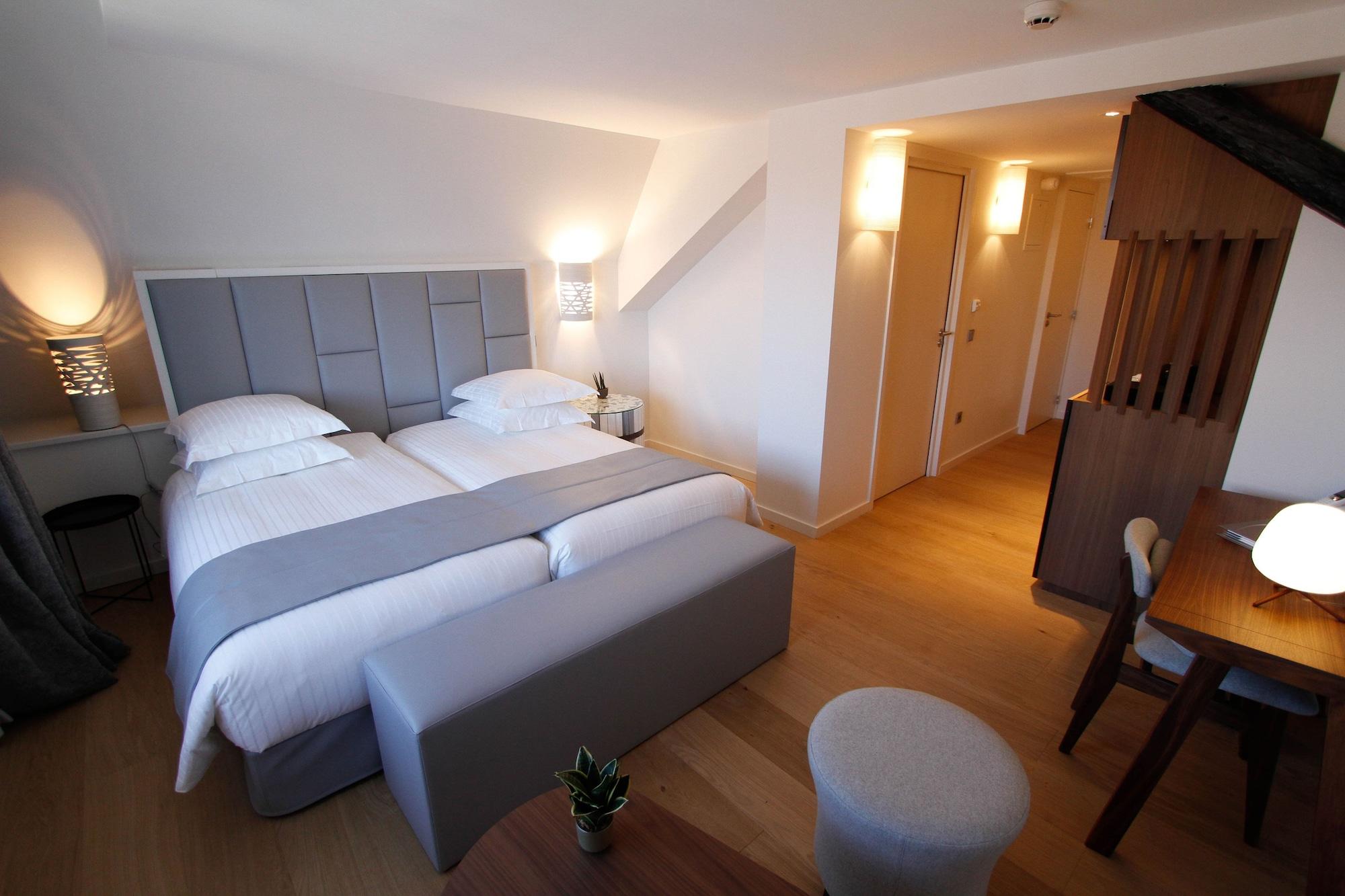 Pavillon Regent Petite France Hotel Strasbourg Exterior photo A room at the hotel